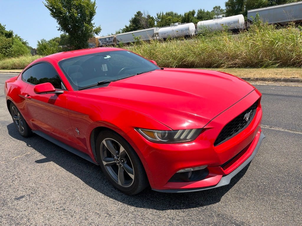 Used 2016 Ford Mustang V6 Coupe