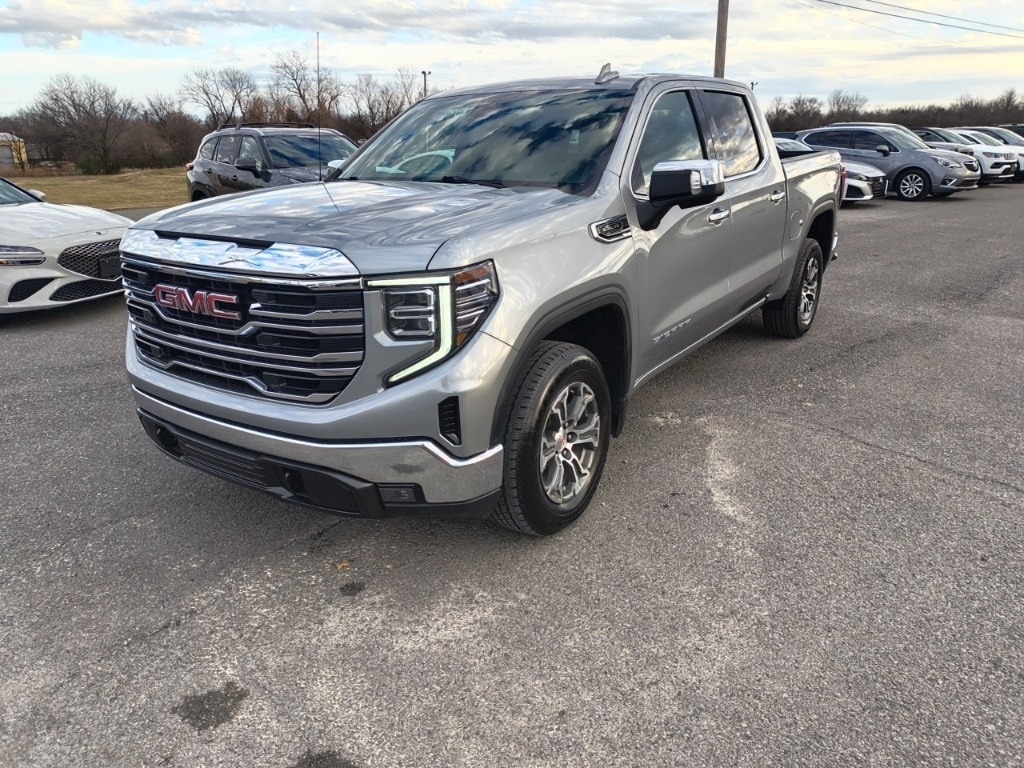 Used 2025 GMC Sierra 1500 SLT Truck