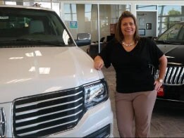 Staff member Jodi Reed from ID_376052f5a541