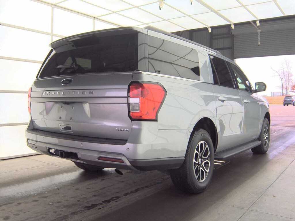 Used 2024 Ford Expedition Max XLT SUV