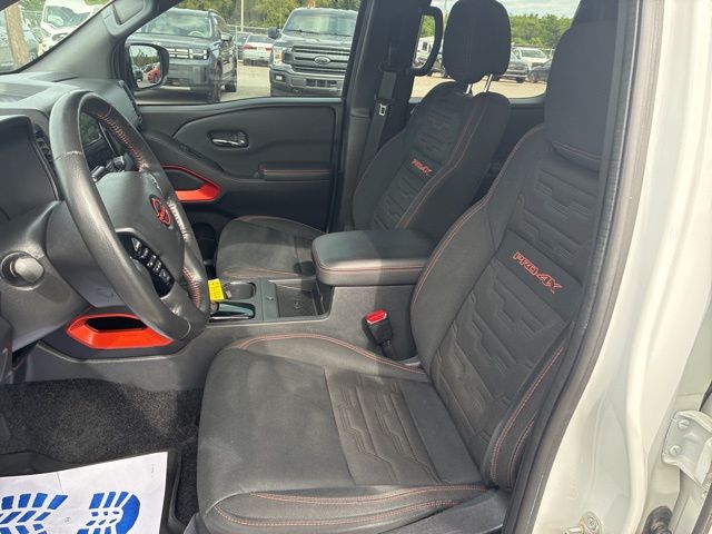 2023 Nissan Frontier PRO-4X - Photo 17