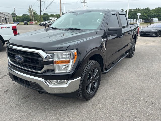 2021 Ford F-150 XLT 4x4 SuperCrew 145 in's photo