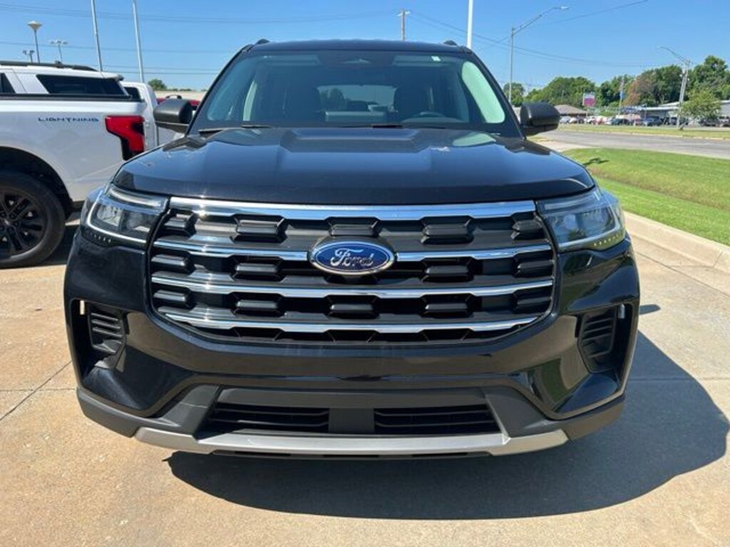 Used 2025 Ford Explorer Active SUV