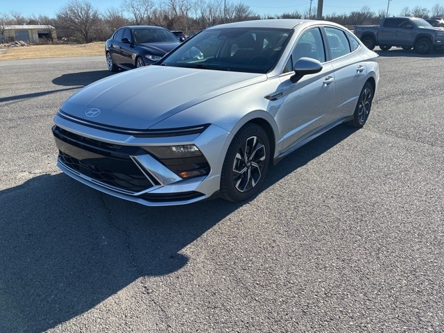 2025 Hyundai Sonata SEL's photo