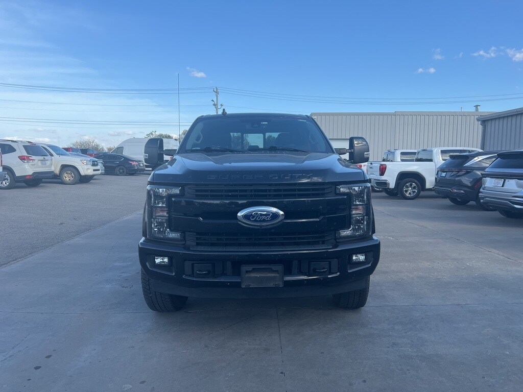 Used 2019 Ford F-250SD Lariat Truck