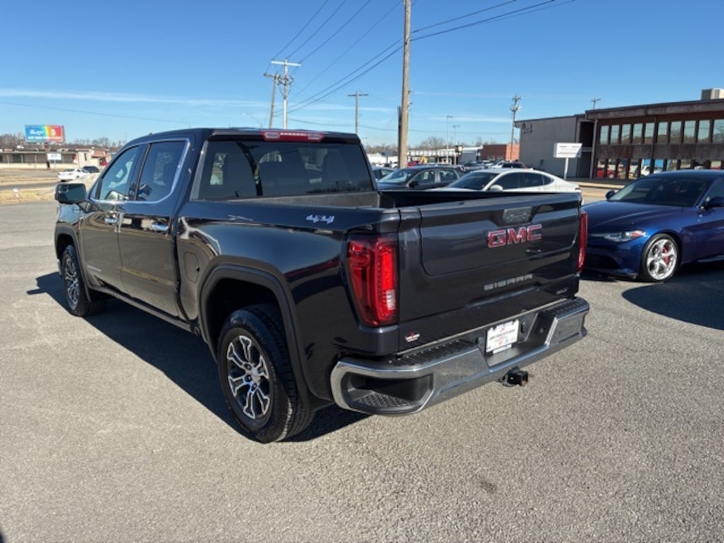 Used 2025 GMC Sierra 1500 SLT Truck