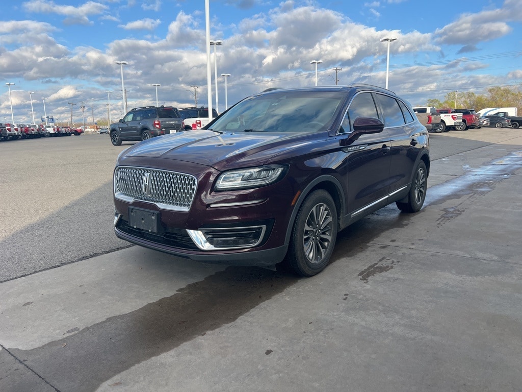 2019 Lincoln Nautilus Select