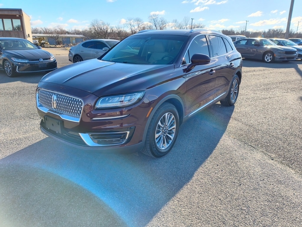 2019 Lincoln Nautilus Select's photo