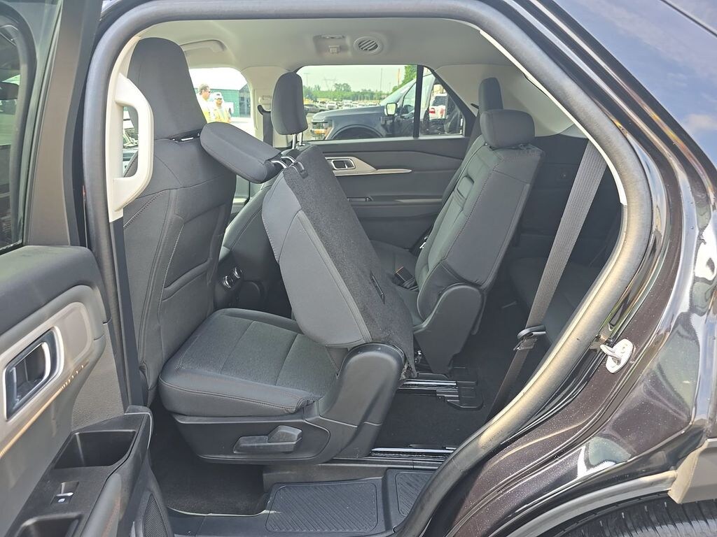 Used 2025 Ford Explorer Active SUV