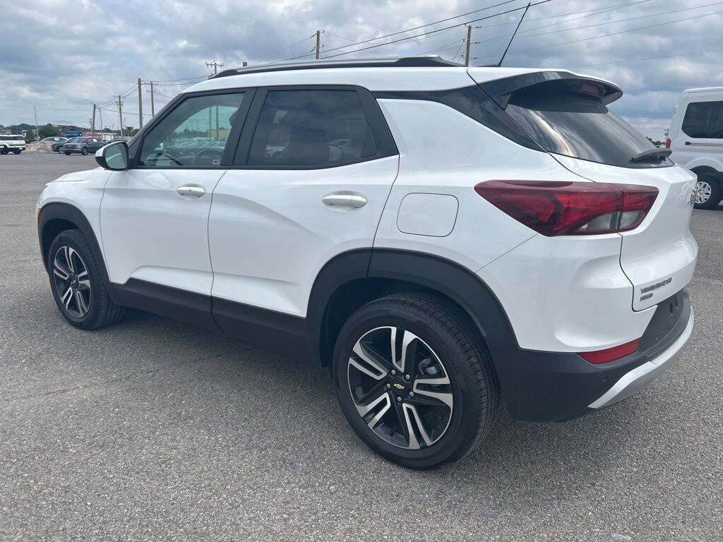 Used 2024 Chevrolet Trailblazer LT SUV