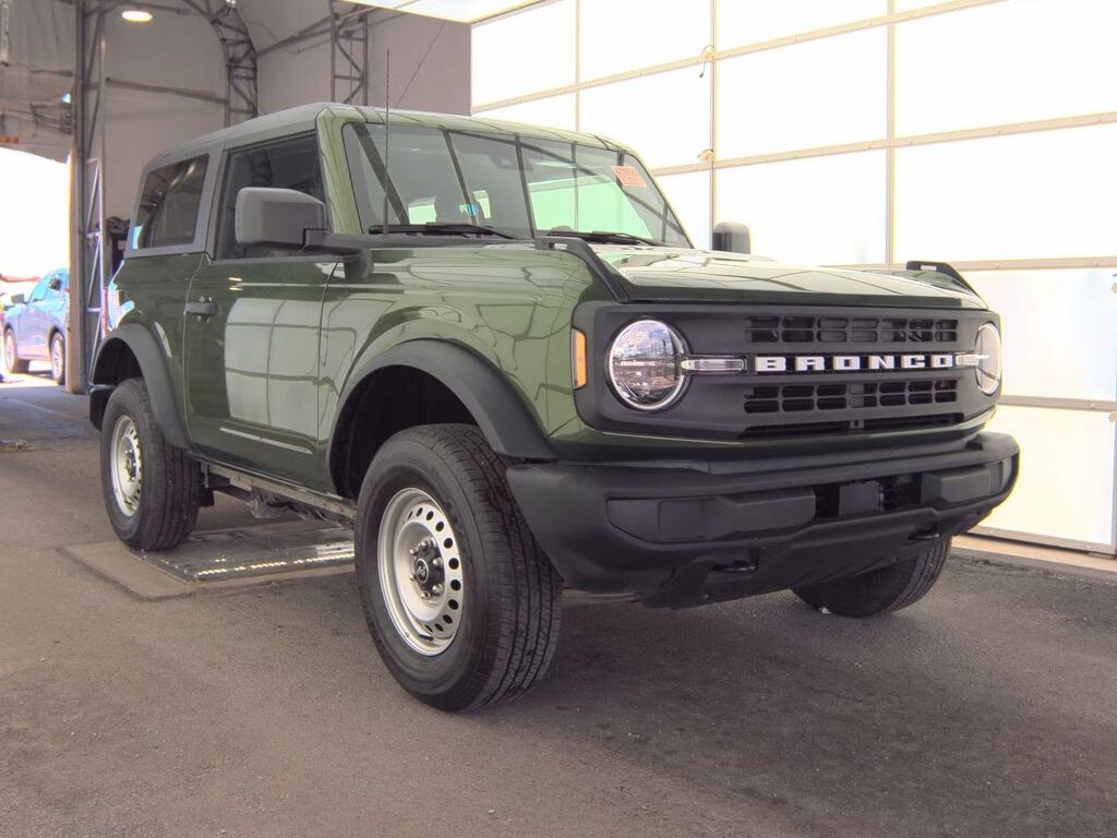 Used 2025 Ford Bronco Base SUV