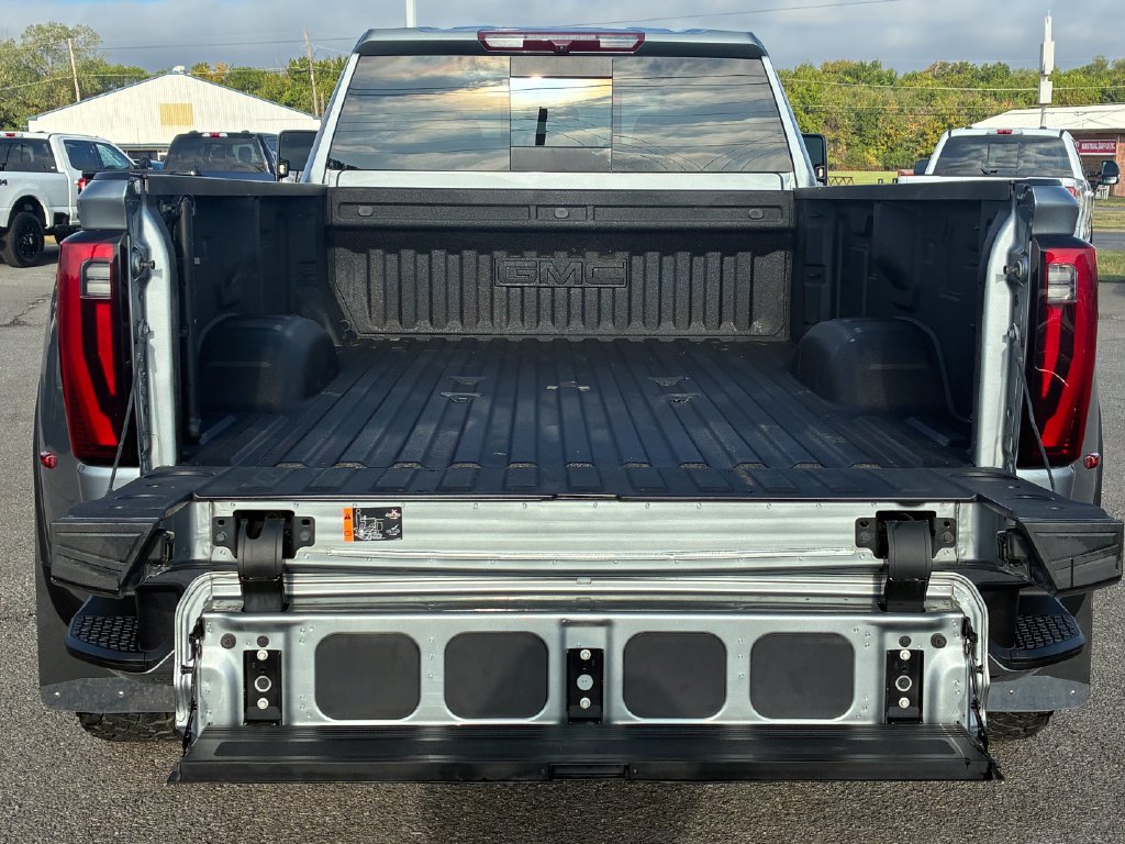 Used 2024 GMC Sierra 3500HD SLT Truck