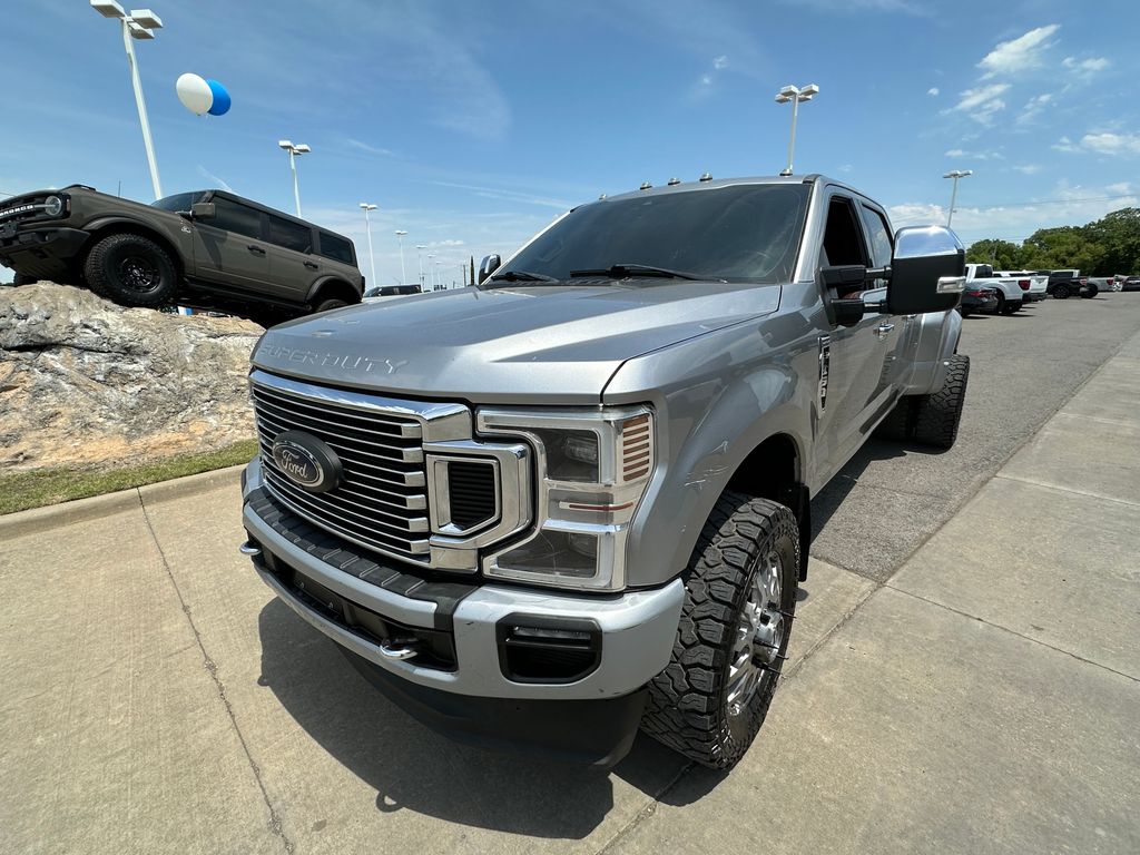 2020 Ford F-350 Platinum 4x4 Crew Cab 8' Box DRW's photo