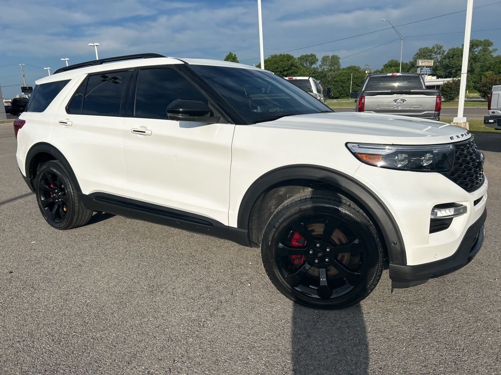 2020 Ford Explorer ST 4WD's photo
