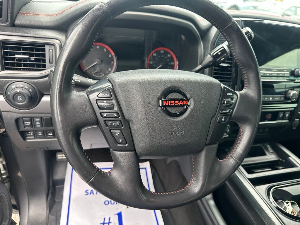 2022 Nissan Titan PRO-4X - Photo 15