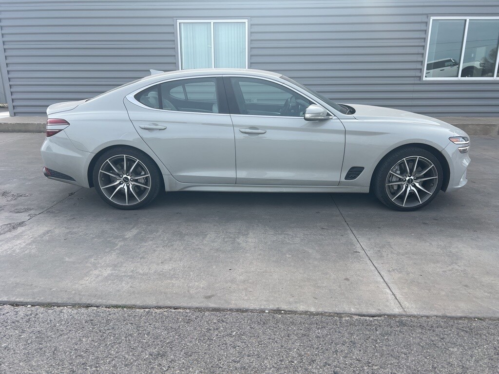 Used 2025 Genesis G70 2.5T Sedan