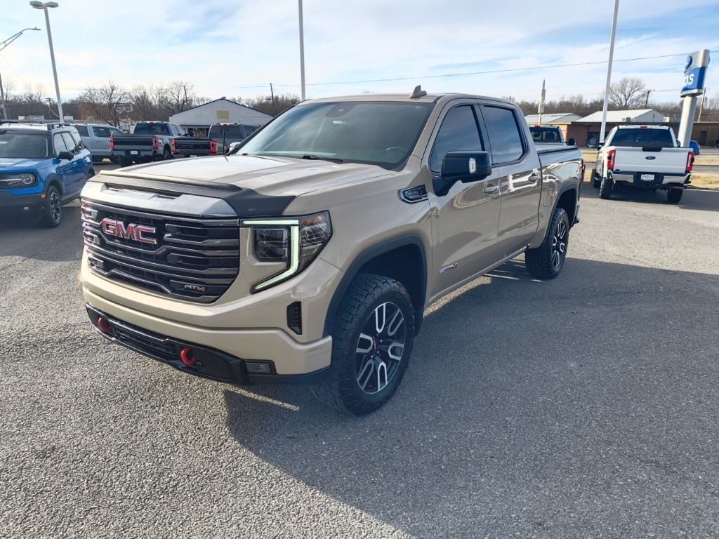2022 GMC Sierra 1500 AT4's photo