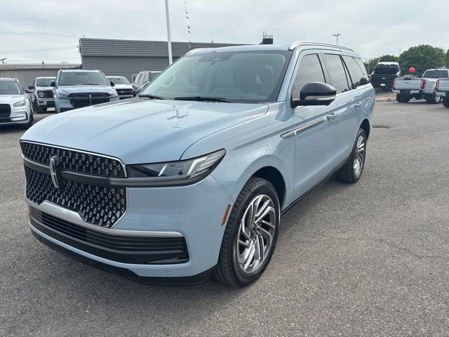 2026 Lincoln Navigator Reserve 4WD's photo