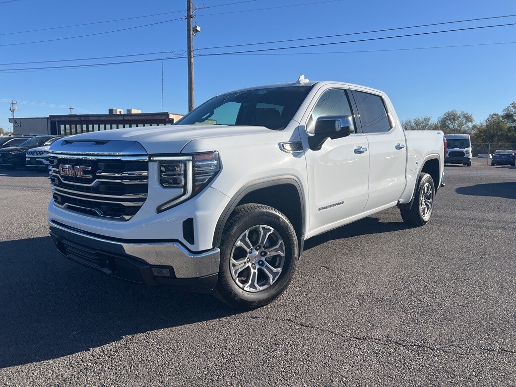 Used 2025 GMC Sierra 1500 SLT Truck