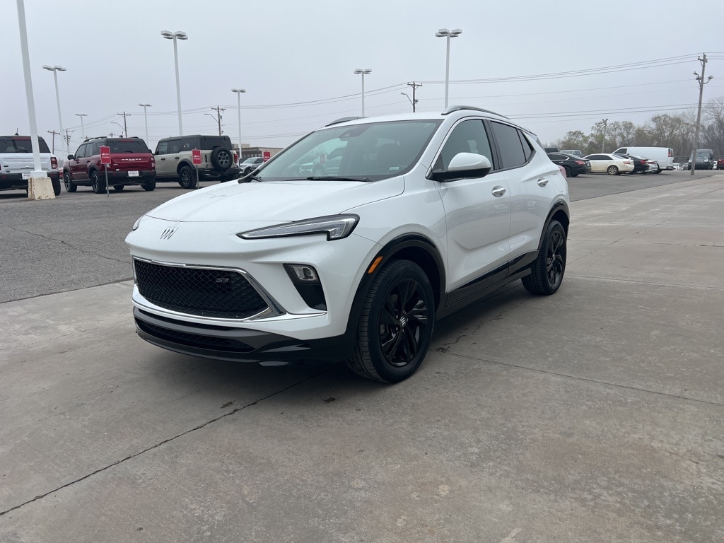 2024 Buick Encore GX Sport Touring's photo