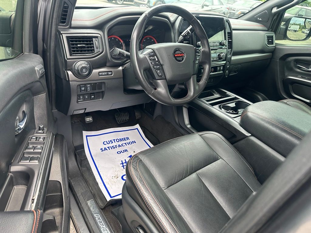 2022 Nissan Titan PRO-4X - Photo 17