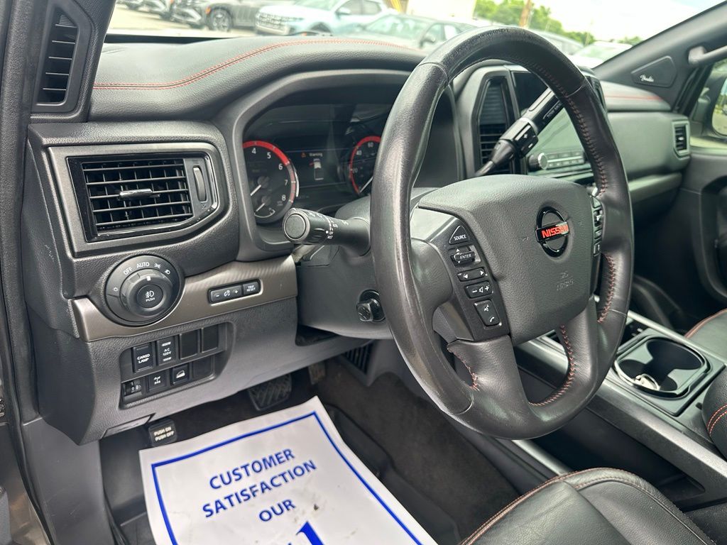 2022 Nissan Titan PRO-4X - Photo 16