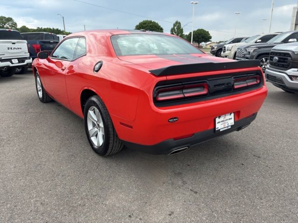 Used 2021 Dodge Challenger SXT Coupe