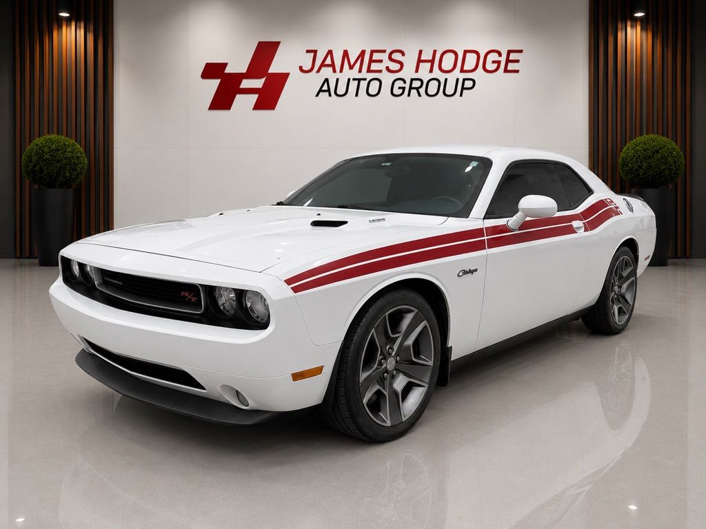 2012 Dodge Challenger R/T's photo