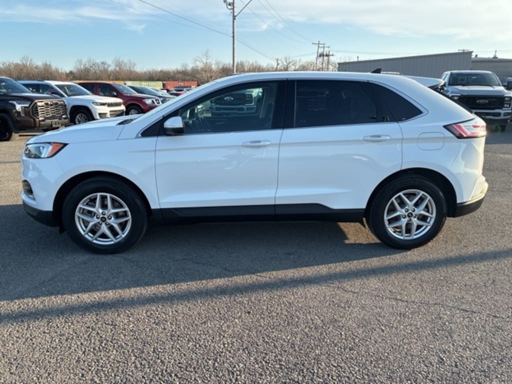 Used 2023 Ford Edge SEL SUV