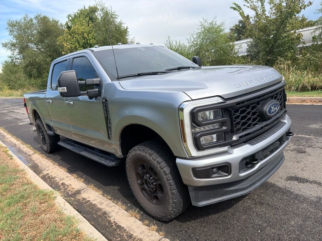 Used 2024 Ford F-250SD XLT Truck