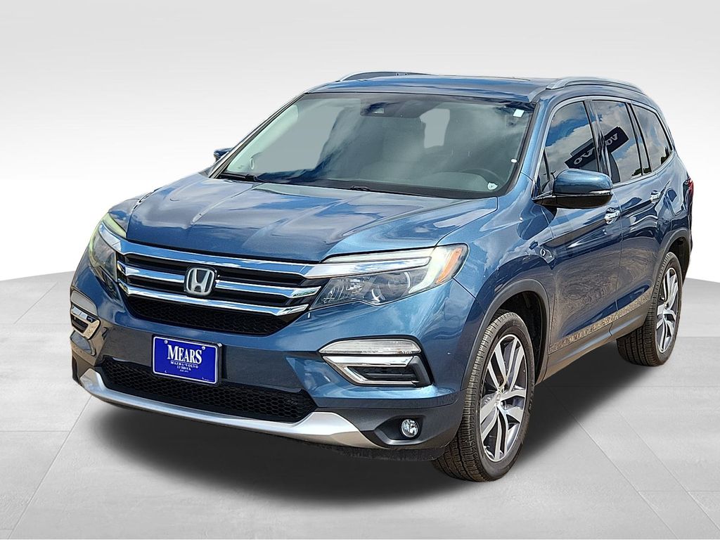 Used 2017 Honda Pilot Touring with VIN 5FNYF6H9XHB060176 for sale in Lubbock, TX