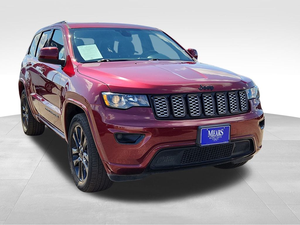 Used 2019 Jeep Grand Cherokee Altitude with VIN 1C4RJEAG1KC819632 for sale in Lubbock, TX