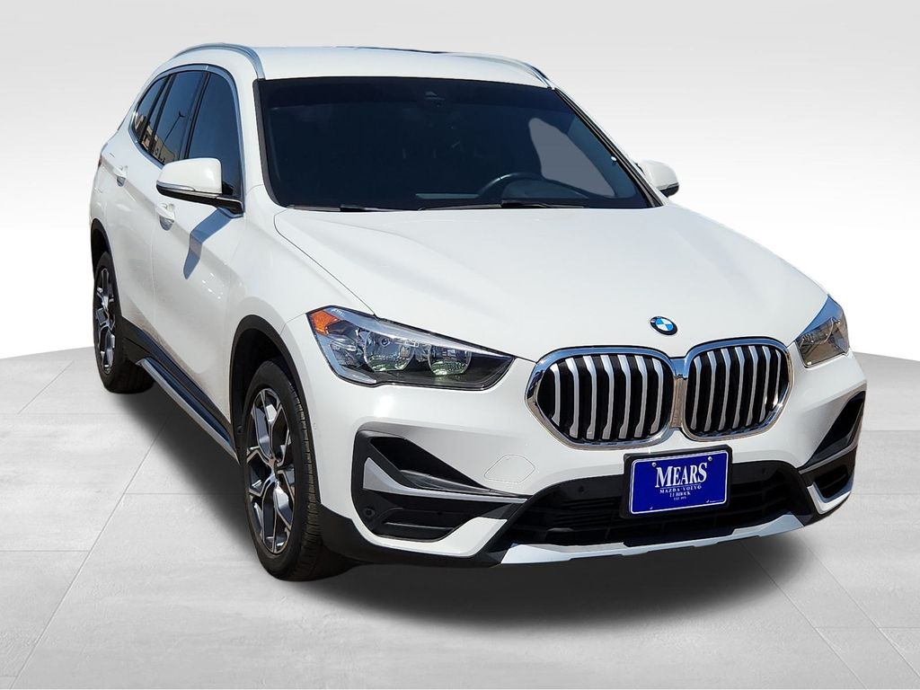 Used 2020 BMW X1 28i with VIN WBXJG7C05L5P61282 for sale in Lubbock, TX