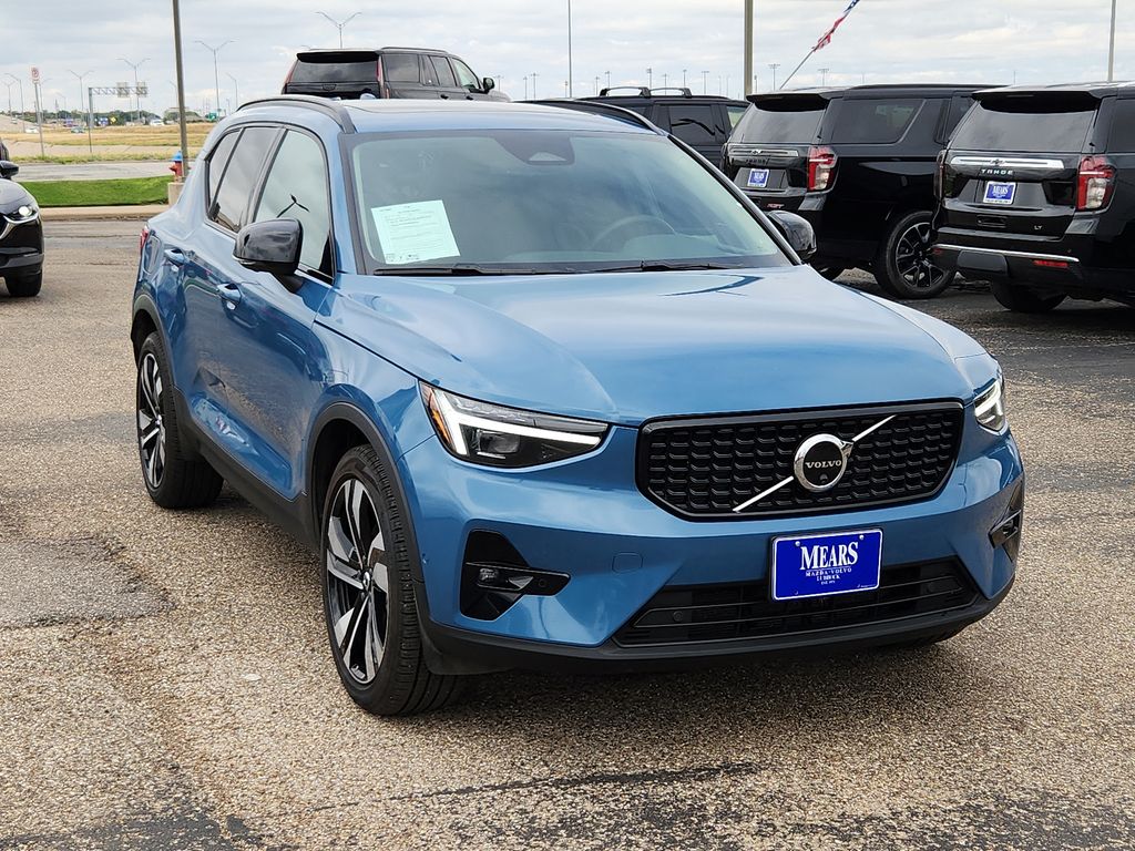 Used 2023 Volvo XC40 Ultimate with VIN YV4L12UX2P2023689 for sale in Lubbock, TX