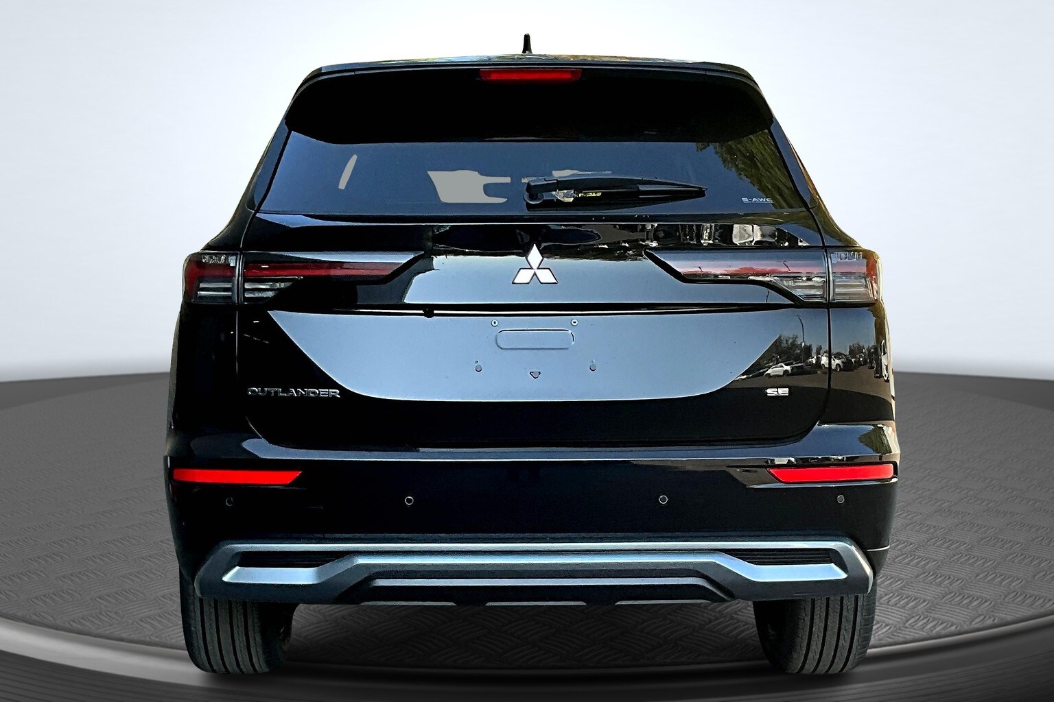 2025 Mitsubishi Outlander SE Ralliart photo 3