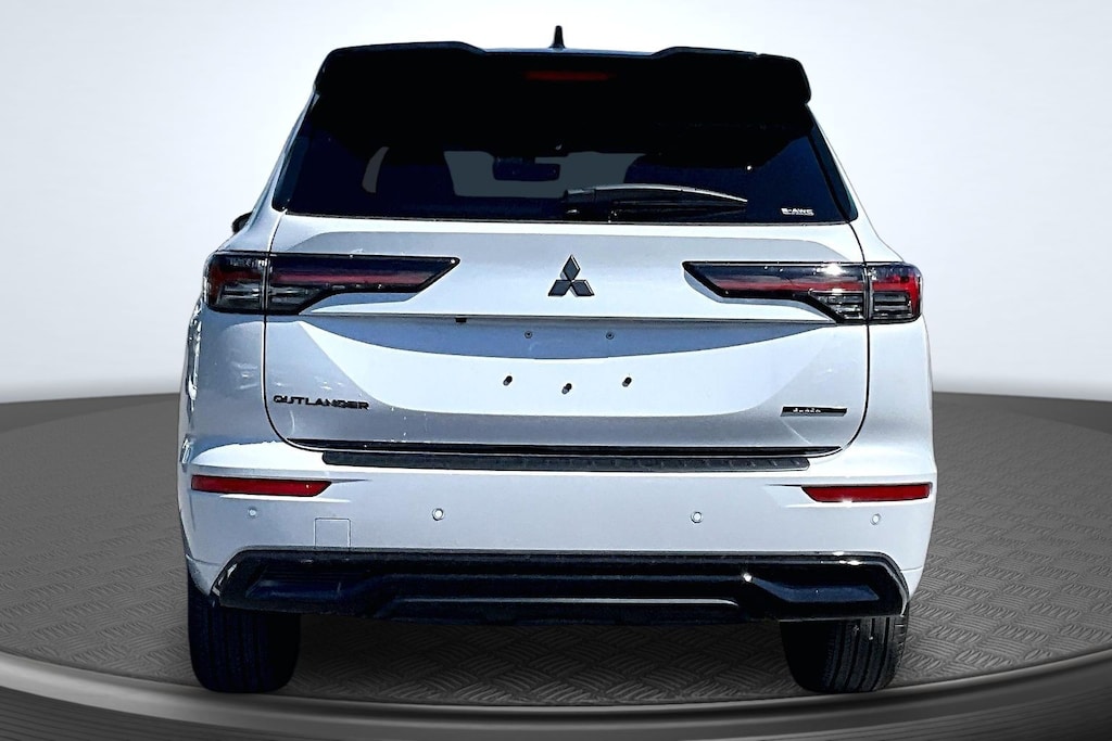 New 2026 Mitsubishi Outlander Black Edition SUV