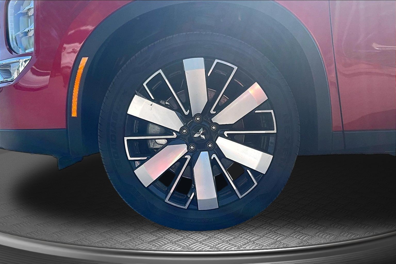 2026 Mitsubishi Outlander SE - Photo 12