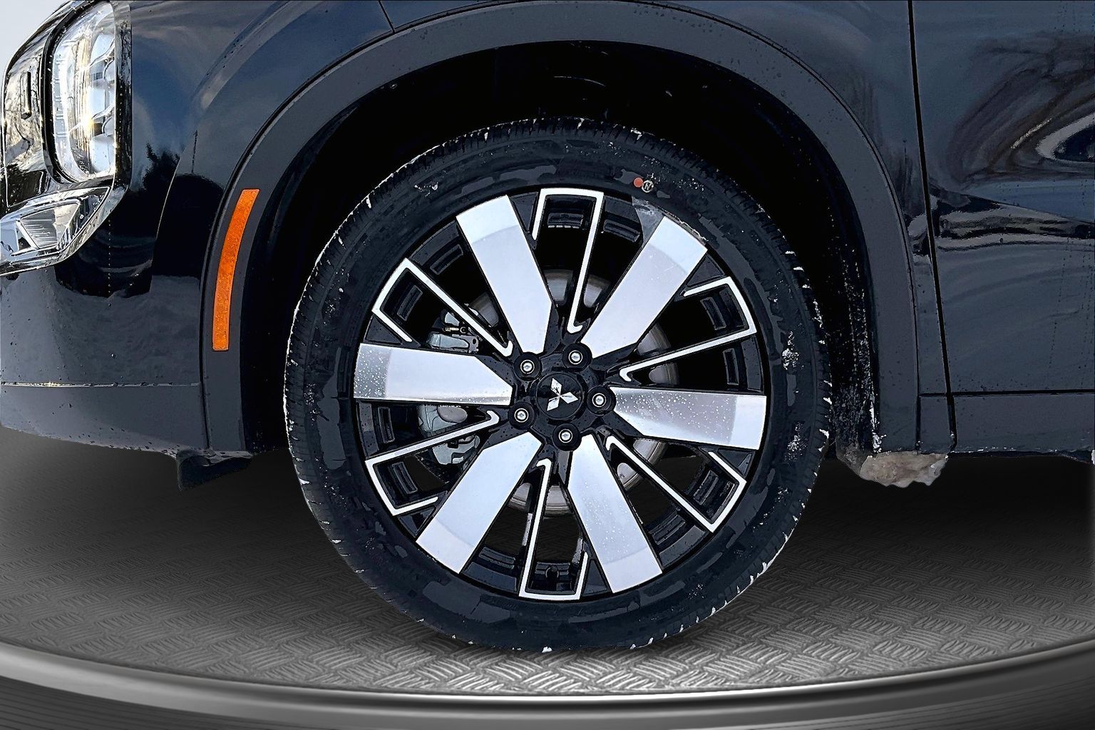 2026 Mitsubishi Outlander SE - Photo 12