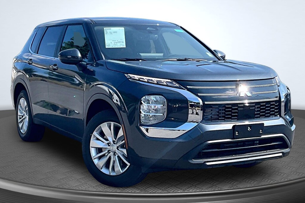 New 2026 Mitsubishi Outlander ES SUV