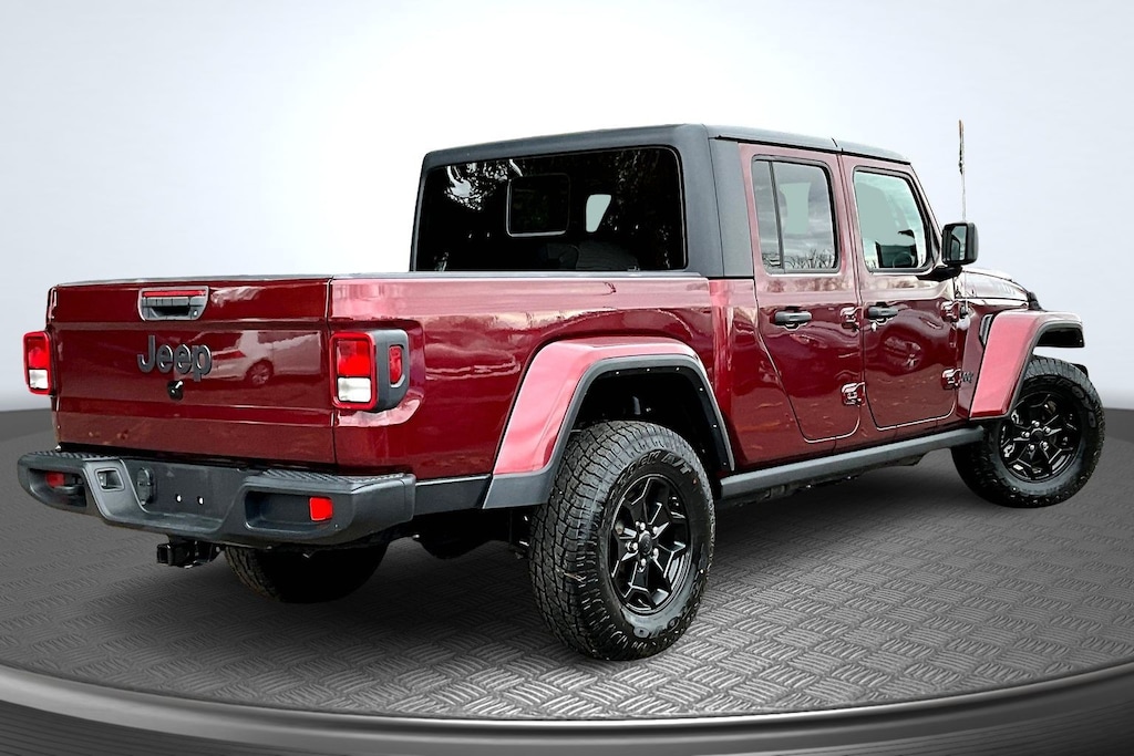 Used 2021 Jeep Gladiator Sport Truck Crew Cab