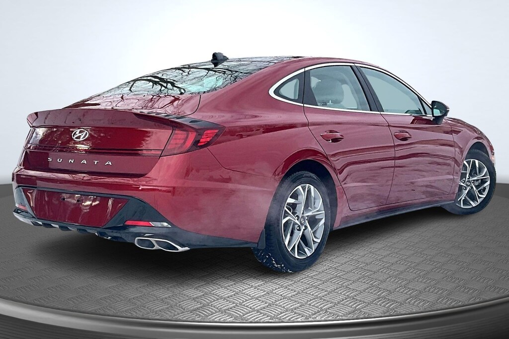 Used 2023 Hyundai Sonata SEL Sedan