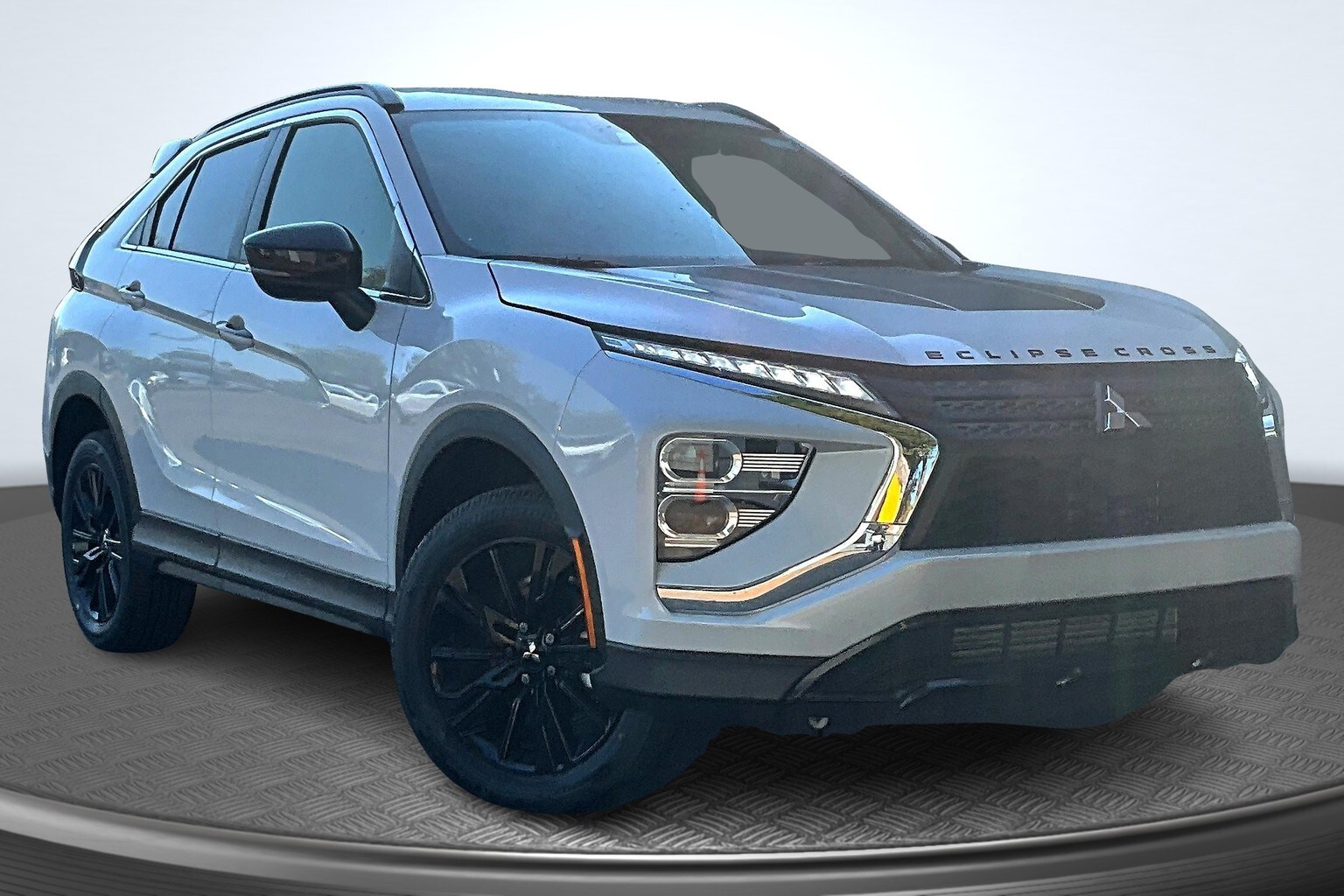 2025 Mitsubishi Eclipse Cross SEL photo 2