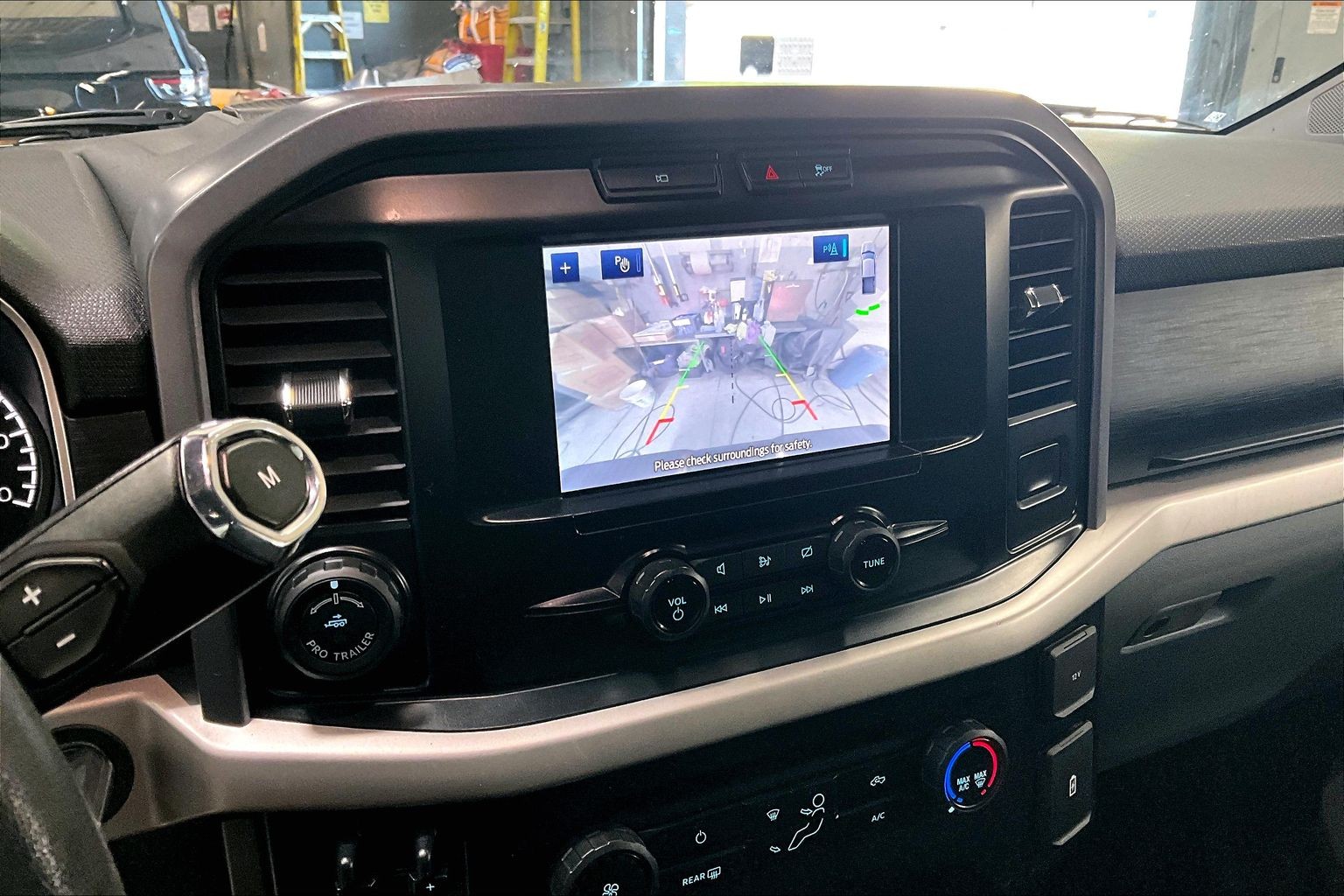 2023 Ford F-150 XLT - Photo 23
