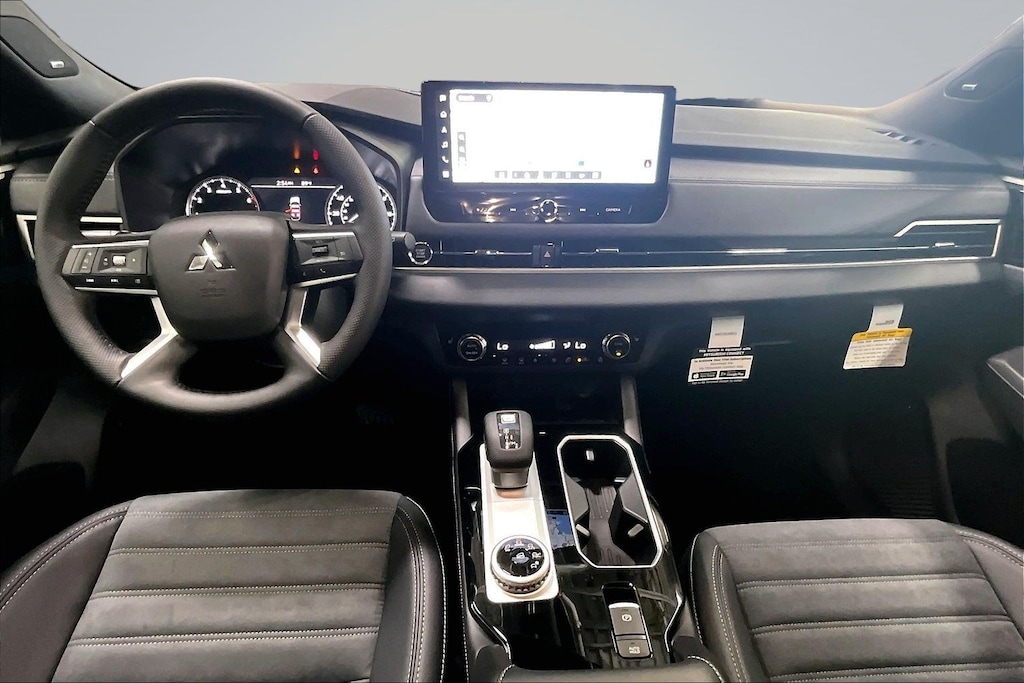 New 2026 Mitsubishi Outlander LE SUV