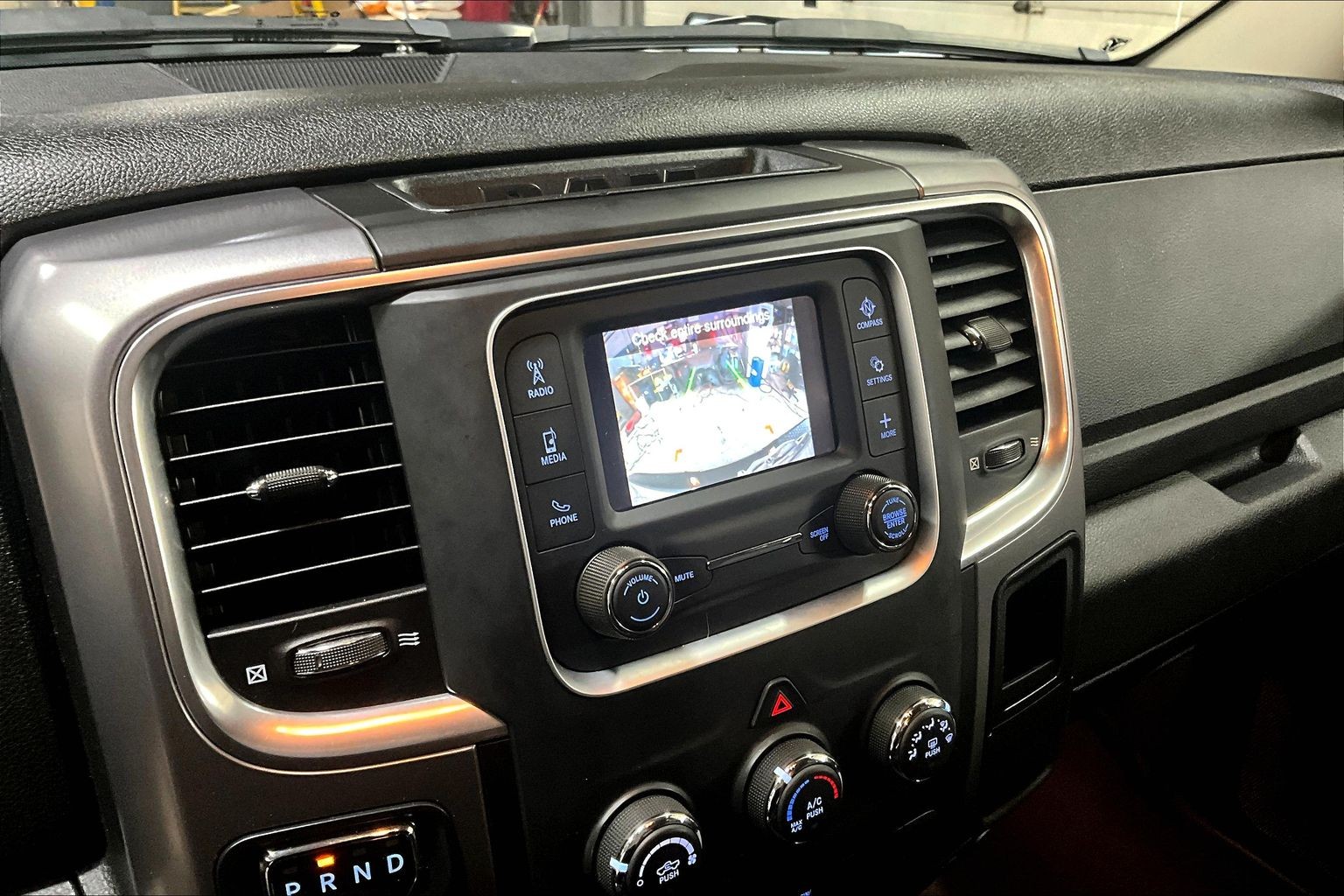 2024 RAM Ram 1500 Classic SLT - Photo 23