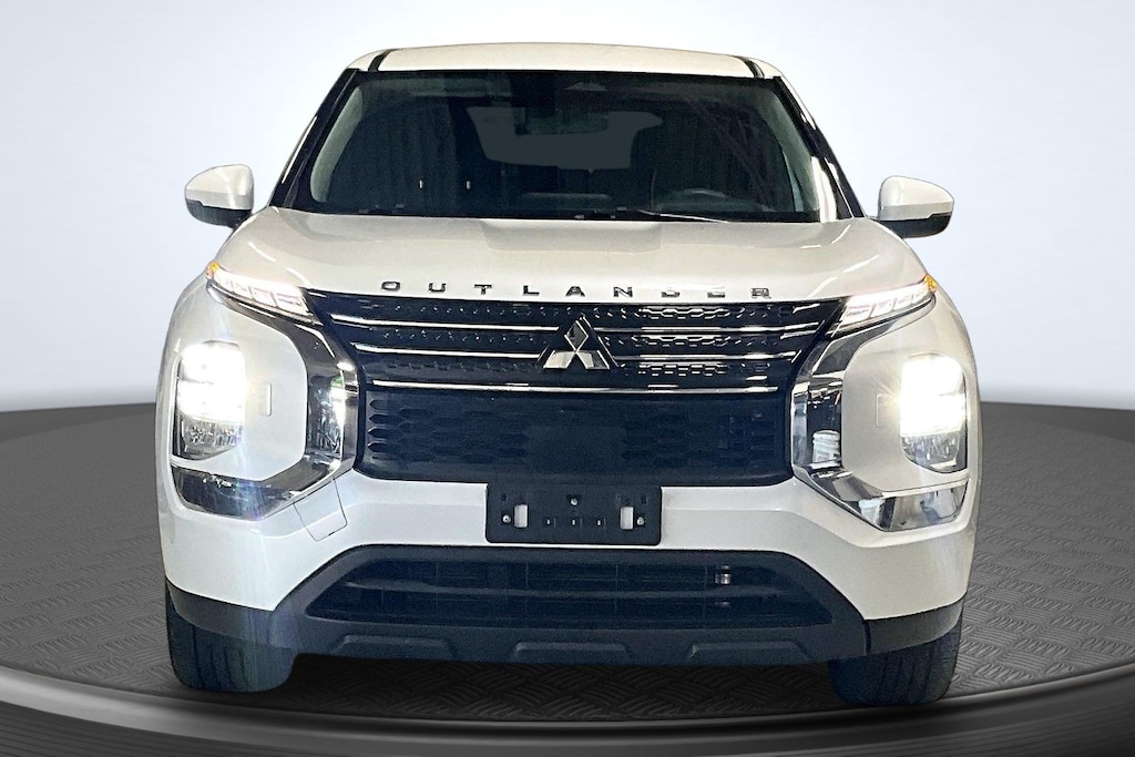 Used 2022 Mitsubishi Outlander ES CUV
