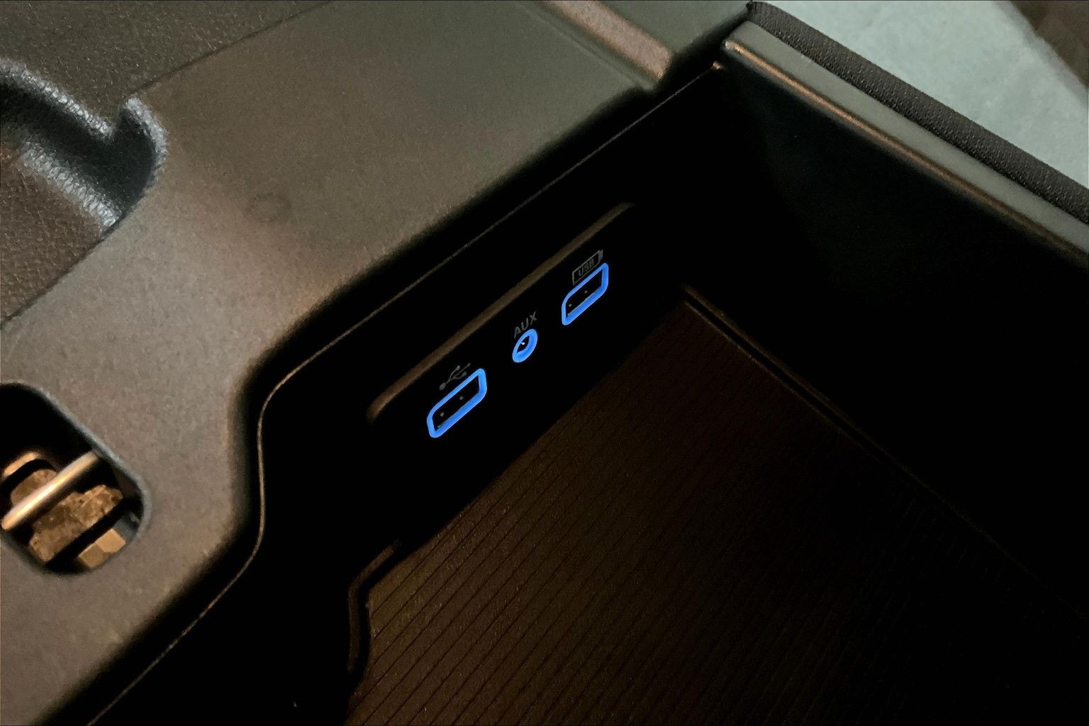 2024 RAM Ram 1500 Classic SLT - Photo 25