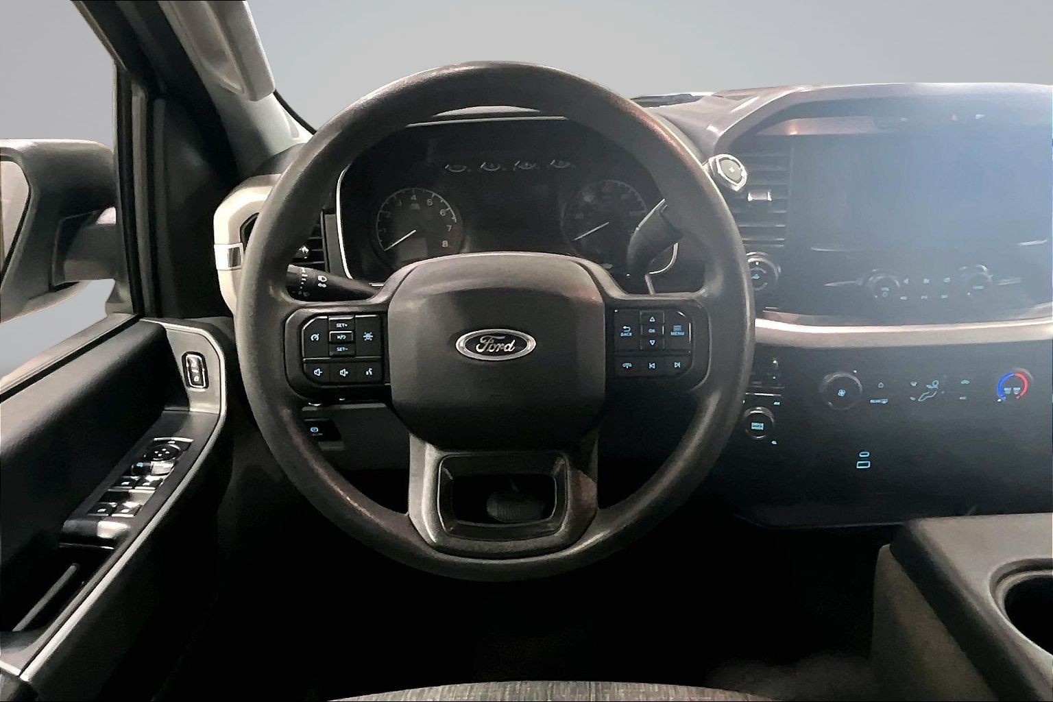2023 Ford F-150 XLT - Photo 6