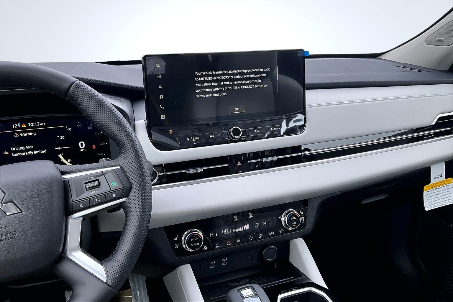 2026 Mitsubishi Outlander SEL - Photo 7