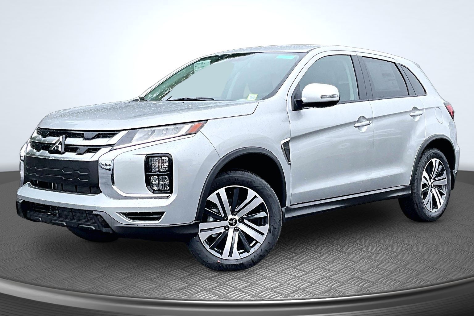 2027 Mitsubishi Outlander Sport SE
